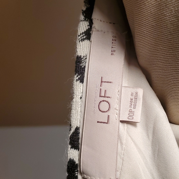 Ann Taylor Loft Women’s Petite Snow Leopard Dress - Picture 5 of 8